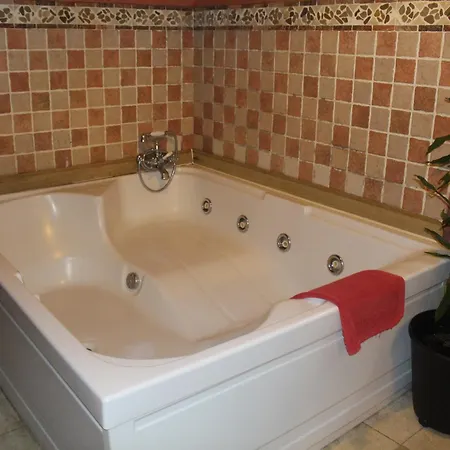 Luna Del Valle Nueva De Llanes